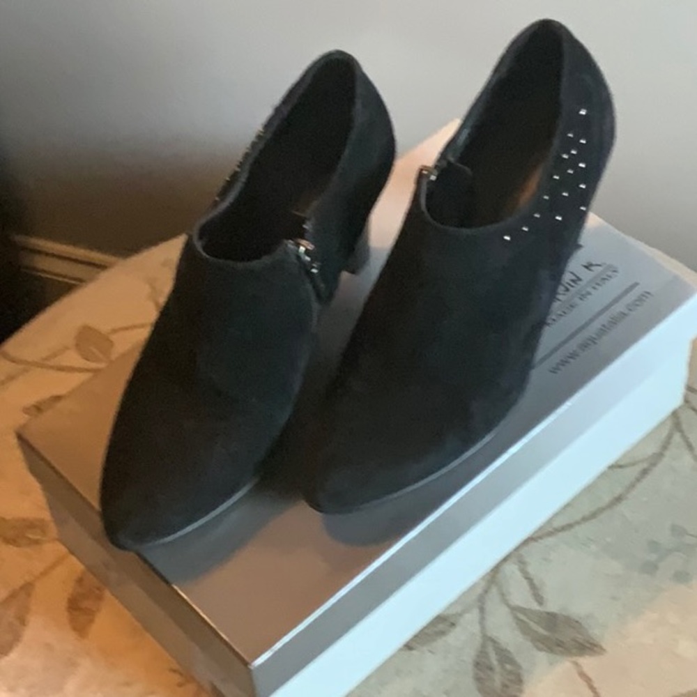 Aquatalia shoes